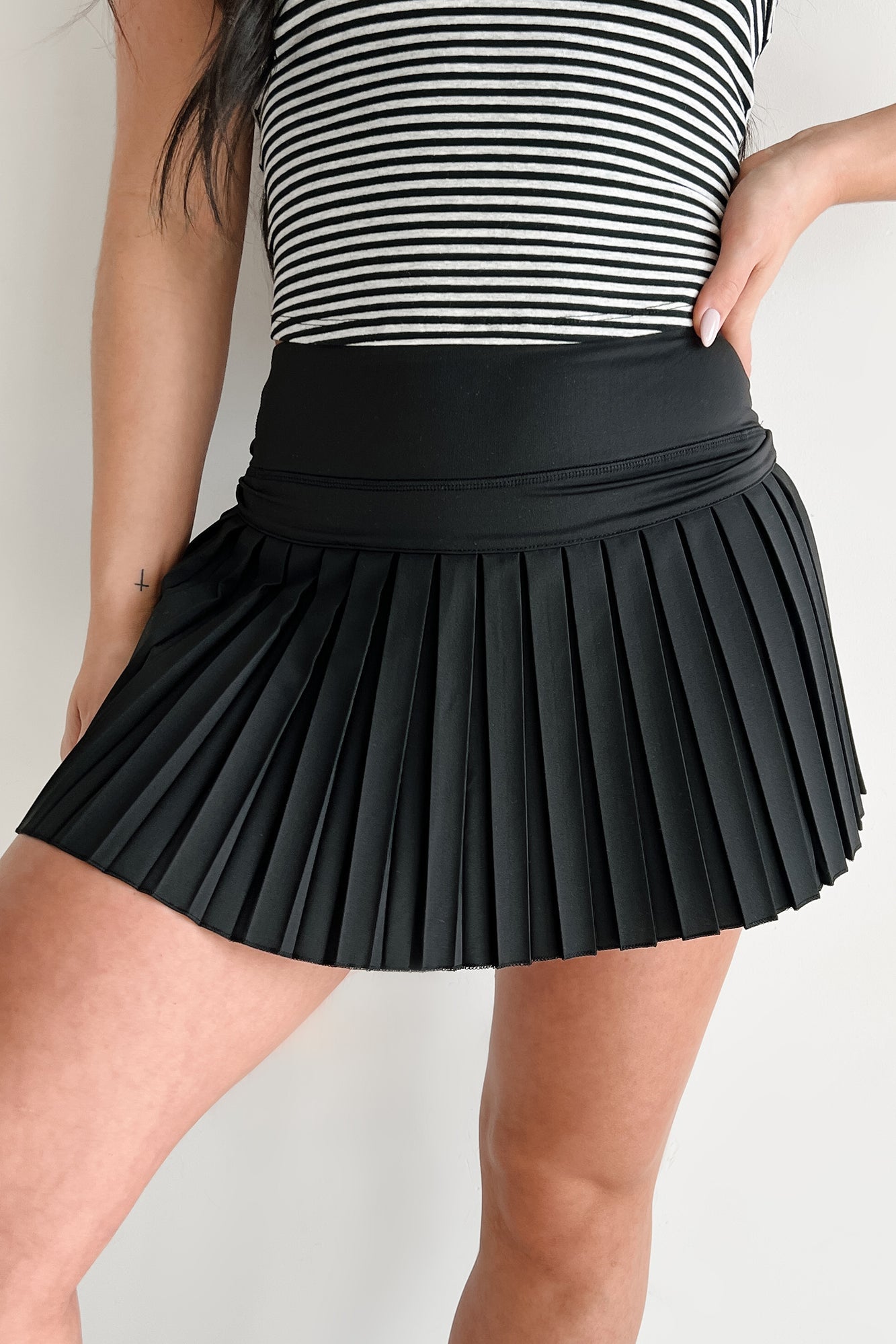 Play Like A Pro High Rise Pleated Tennis Skirt (Black)
